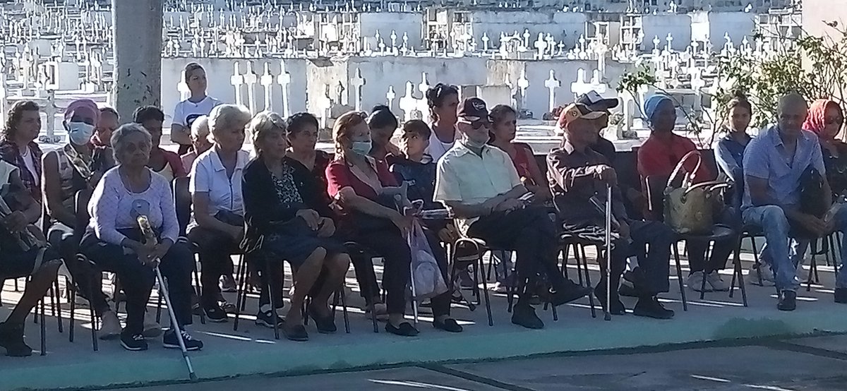 129 años de gloria, por Antonio Maceo, el Titán de Bronce, por Panchito Gómez Toro el pueblo de #LasTunas reafirmando la desición de que quién intente apoderarse de #Cuba solo recogerá el polvo de su suelo anegado en sangre, si antes no perece en la lucha.