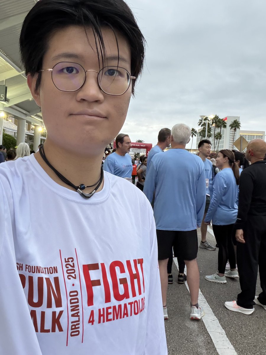 SunnyWang98's tweet photo. Start my wonderful Day 2 of #ASH25 with #ASHRunWalk 5K🏃🩸 https://t.co/403F4yKWO1