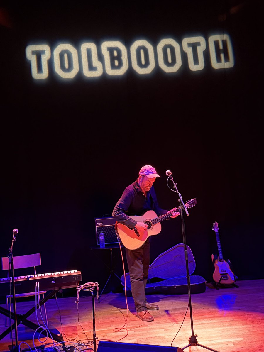 ChHetherington's tweet photo. Fantastic night at the @Tolbooth. Both @VikingMoses and @jamesyorkston were wonderful. Such commitment to their music and a pleasure to chat to you both at the Merch stand 😁 https://t.co/5ucd0n9QF5