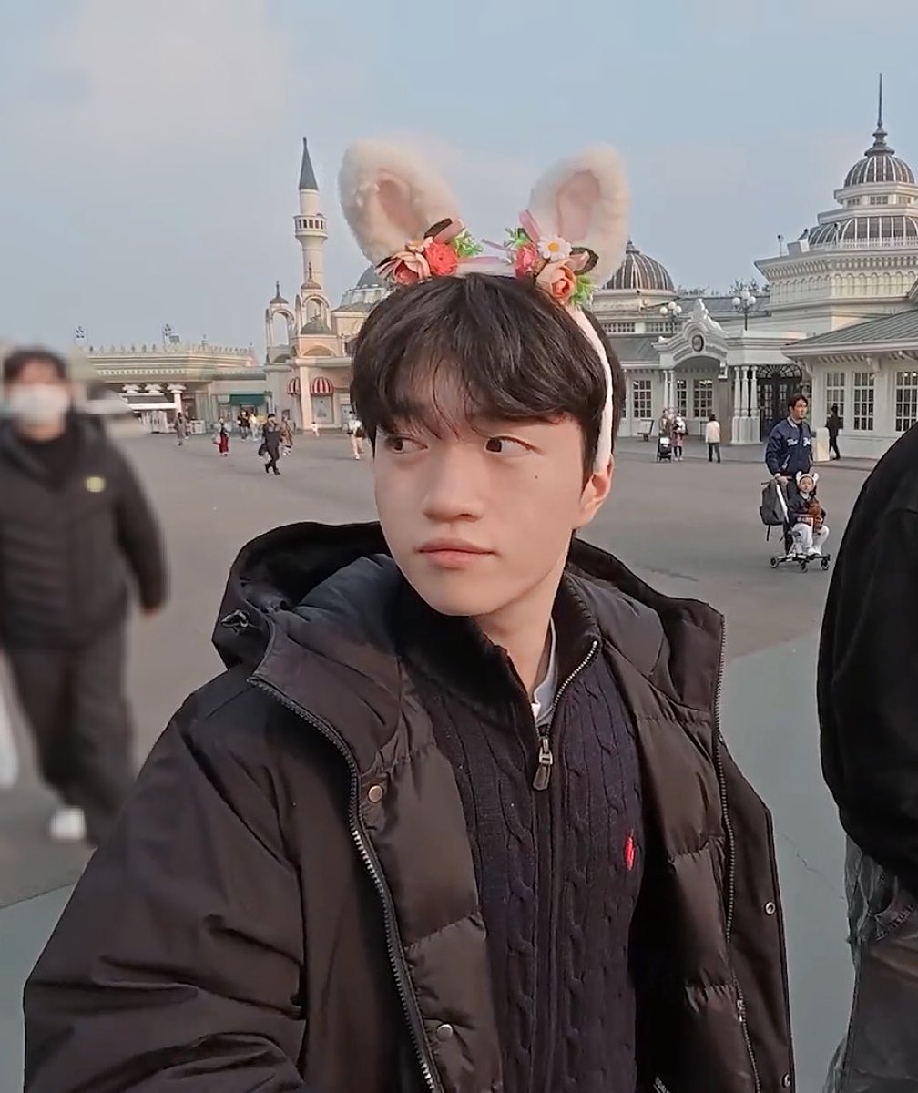 moonria__'s tweet photo. 🐰🎢🎠🎡
#keria https://t.co/gahpMiOHzA
