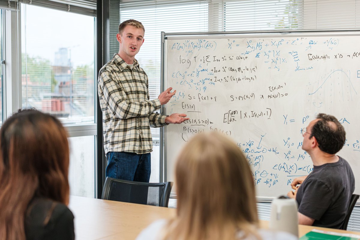 Know any economics students considering a career in economics research?

We're offering six-to-eight week placements at IFS in Summer 2026 as part of our Summer Student scheme.

📊 Find out more and apply here by 11pm, Friday 16 Jan 2026: app.beapplied.com/apply/xkr9puvc…