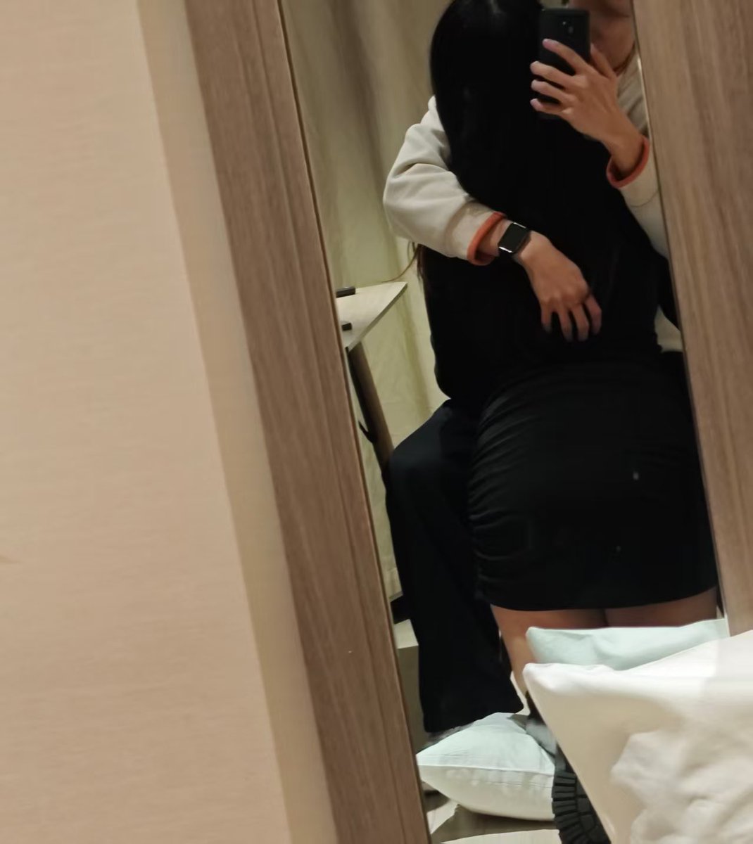 wowolfow's tweet photo. 可是这只🐺会在转身上车后偷偷流眼泪
#spank #小圈 #下次见 https://t.co/2qCPnflGCz