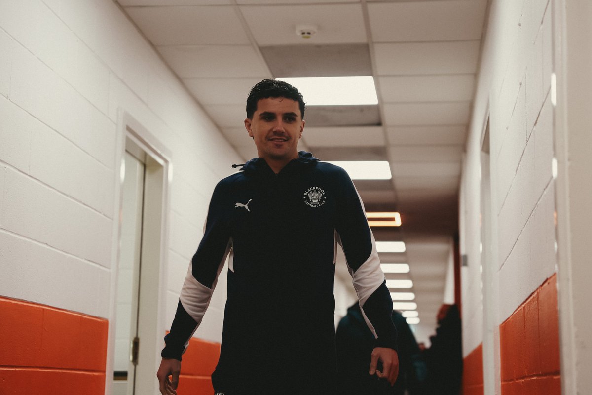 BlackpoolFC's tweet image. In the building. 👊

🍊 #UTMP