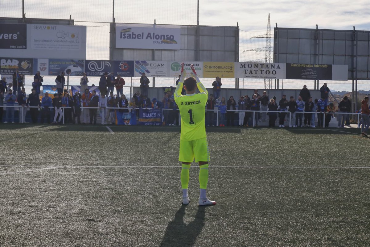 BluesNord's tweet photo. Junts fins al final @LleidaCF 💙💙 https://t.co/iKHPswLXzL