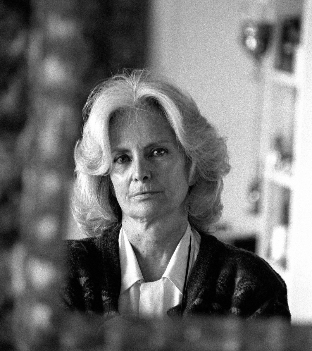 Un 29 de noviembre, hace 23 años, murió Carmen Díez de Rivera, jefa del Gabinete con Suárez y eurodiputada durante varios años, los últimos dentro del Grupo Socialista. Más que musa, su papel fue clave en la Transición. El Gobierno la reconocerá con la Encomienda de Carlos III.