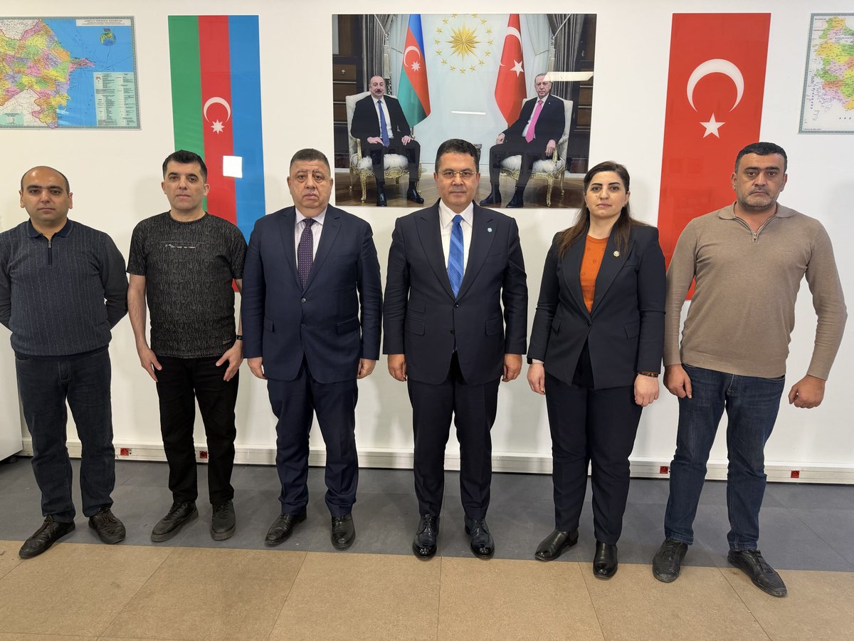 1926 Bakü Türkoloji Kurultayı'nın 100.yılı Şubat 2026'da Bakü’de kutlanacak!

Bu görkemli toplantı için Azerbaycan Cumhurbaşkanlığı Türkoloji Kurultayı anısına, kurultay zirvesinde Türk Devletleri Teşkilatı (TDT) başkanları huzurunda izletilecek belgesel için kapsamlı bir çalışma