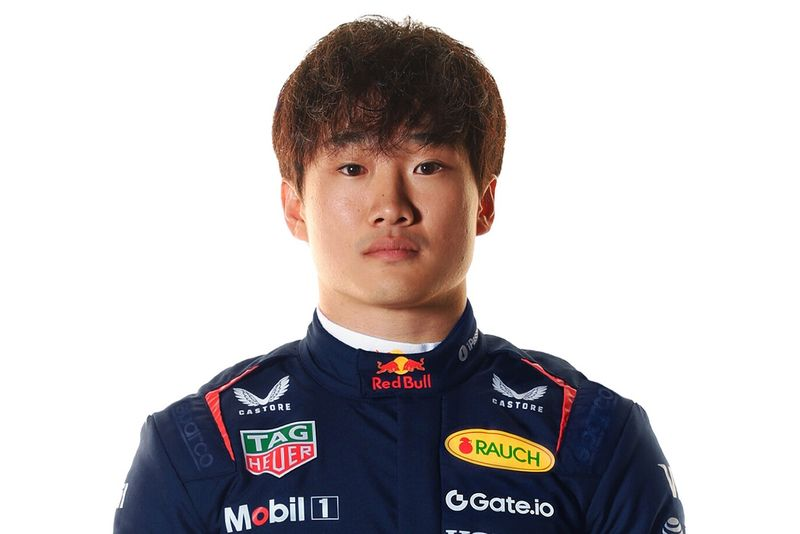 Estagiário da F1 tweet media