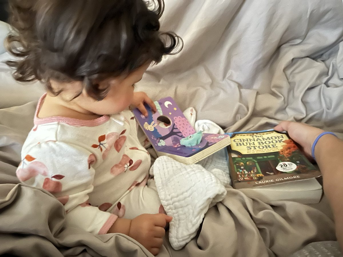 bammbrit's tweet photo. Mommy and me book club 📚 early meeting this Sunday https://t.co/eF6R5Ilxb8
