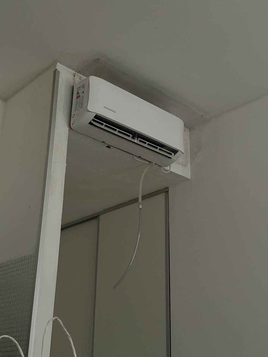 Mi depto podría ser tranquilamente la sede de luzu <a href="/cmdeluzu/">cm de luzu</a> <a href="/NicolasOcchiato/">Nico Occhiato</a>