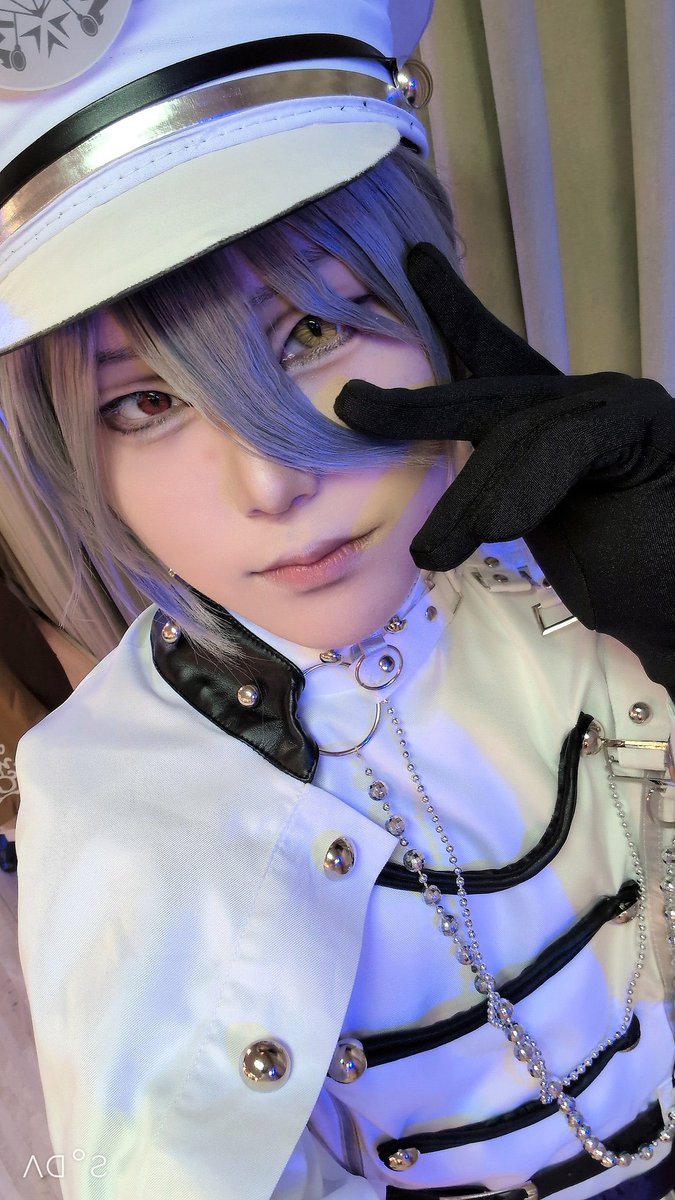 ※cos
本日 #参れ委員会2 ありがとうございました!!! 
ソロパフォで頭真っ白でしたが暖かいご声援のおかげで乗り切れました😭
数々の素敵なパフォーマンスに涙流しっぱなしでした…お疲れ様でした✨
 #Aurora