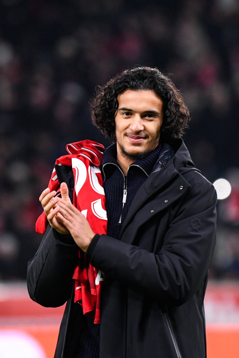 ActuFoot_'s tweet image. 🚨 𝗗𝗜𝗗𝗜𝗘𝗥 𝗗𝗘𝗦𝗖𝗛𝗔𝗠𝗣𝗦 𝗔 𝗙𝗔𝗜𝗧 𝗦𝗔𝗩𝗢𝗜𝗥 𝗔̀ 𝗔𝗬𝗬𝗢𝗨𝗕 𝗕𝗢𝗨𝗔𝗗𝗗𝗜 𝗤𝗨’𝗜𝗟 𝗖𝗢𝗠𝗣𝗧𝗔𝗜𝗧 𝗦𝗨𝗥 𝗟𝗨𝗜 𝗣𝗢𝗨𝗥 𝗟’𝗔𝗩𝗘𝗡𝗜𝗥 ! 🇫🇷💎

Le Maroc 🇲🇦 possédait une longueur d’avance il y a quelques mois mais l’équipe de France veut le garder.

Il n’est…