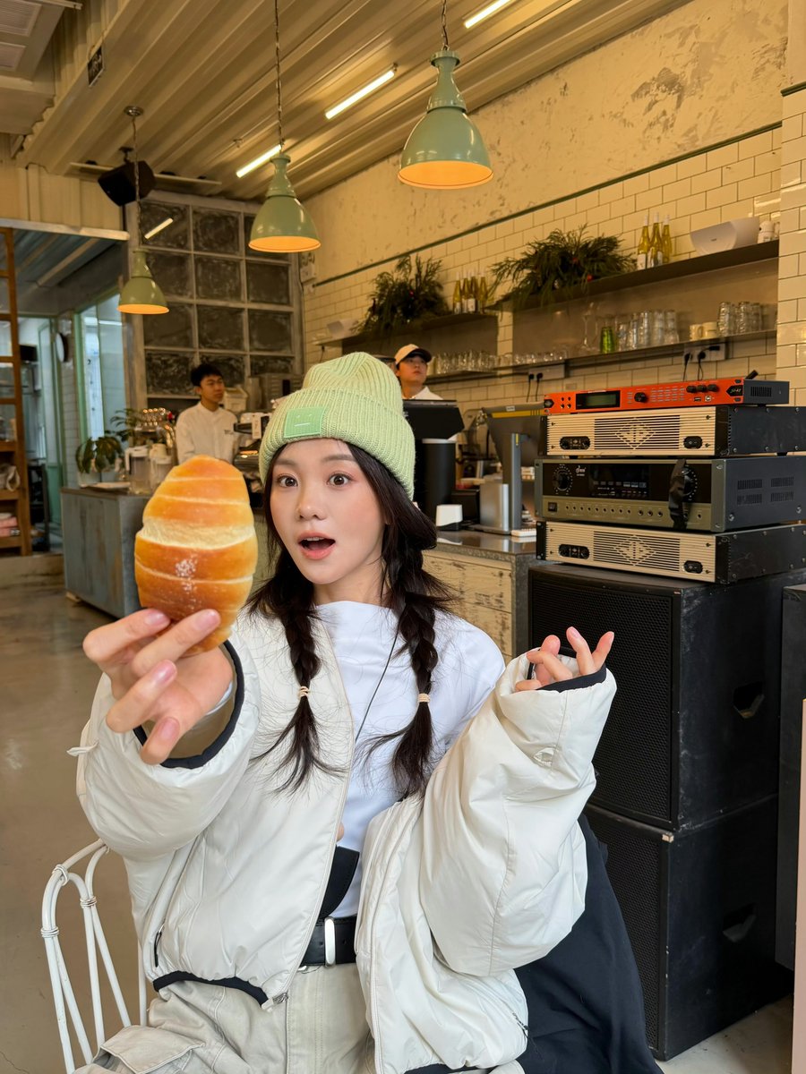 woshihazel's tweet image. 251207 호의선 공작실 웨이보 🆙

재고털이

#胡意旋 #호의선 #HuYixuan