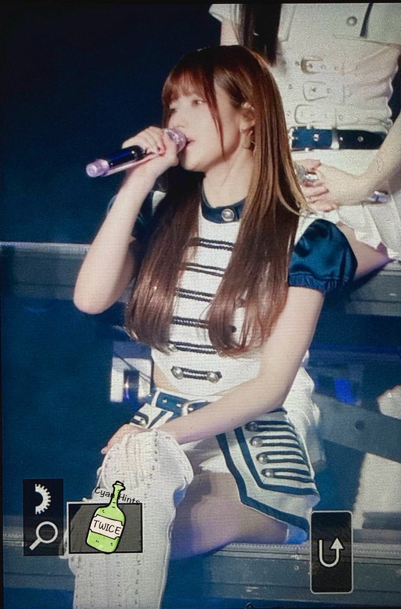 Cyan Hints tweet media