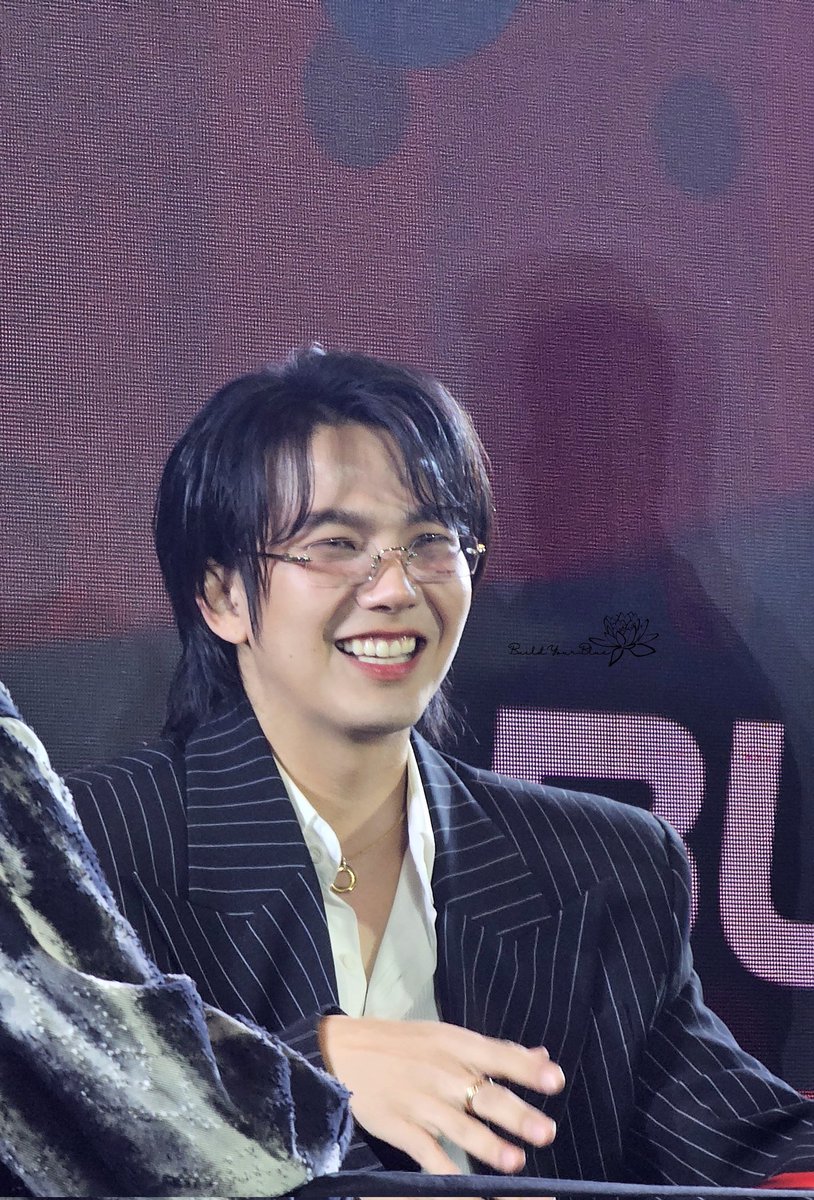 glasses biu is so pretty ~ 🥹

BUILD MOMENT IN BKK
#UNLEASHTHEBUILDDAY2
#BuildJakapan #Beyourluve