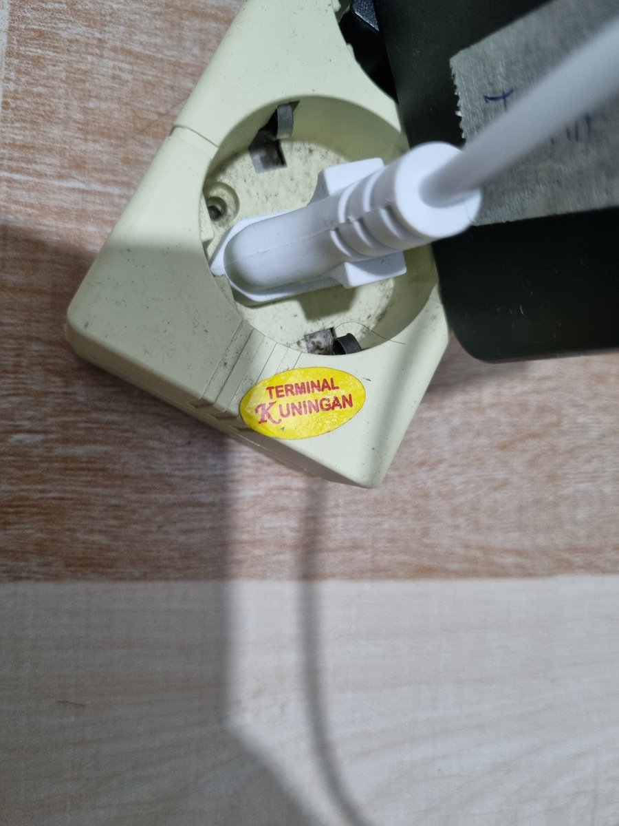 northernjava's tweet image. baru tau terminal kuningan sekecil ini