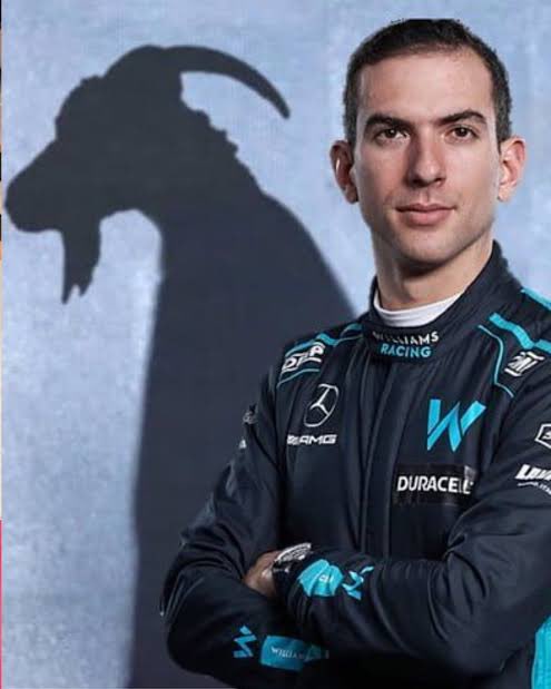 Solo hay una persona capaz de salvarnos. #F1