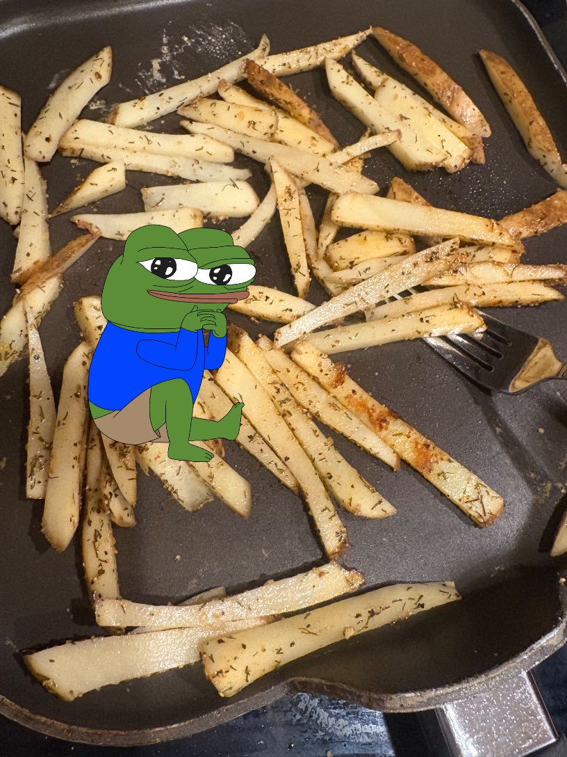 ApuCaesar's tweet image. Gm frens and fellas!

Potato.👍🏼