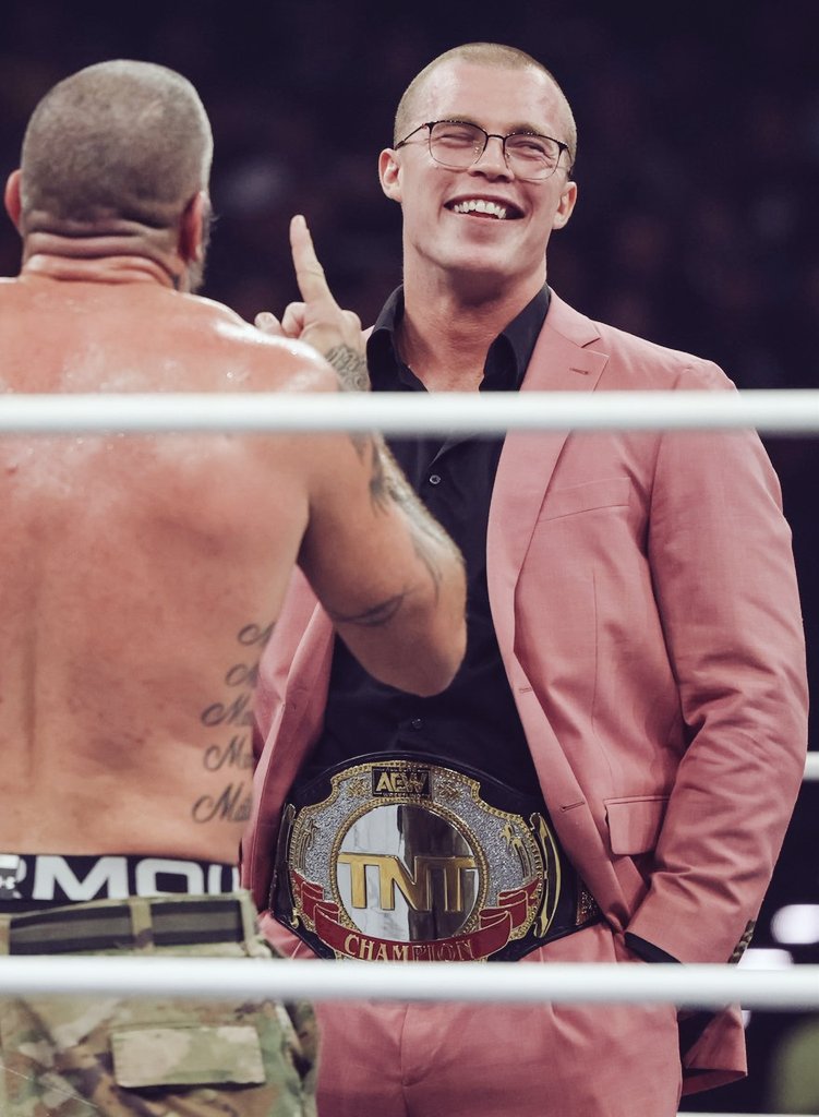 PierceSetTarget's tweet image. Of a higher golden pink standard