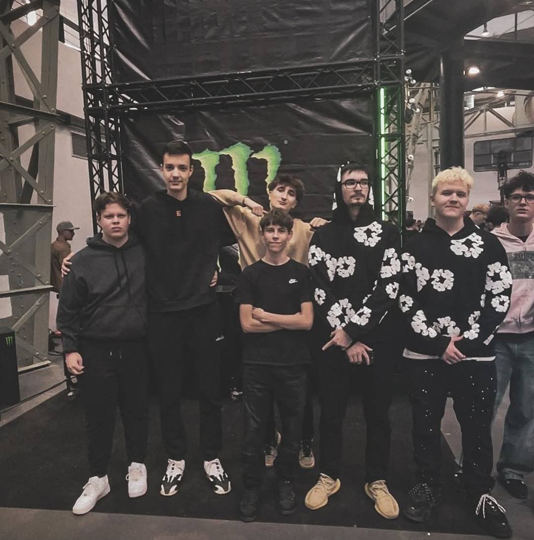 Máté1234 tweet media