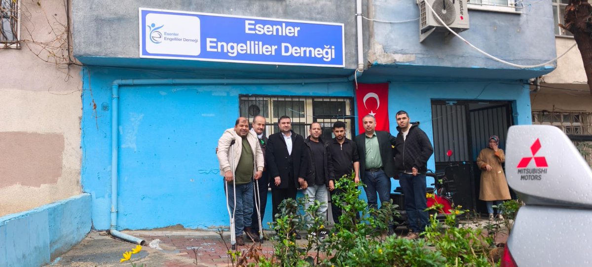 Engelliler Haftası münasebetiyle Esenler Engelliler Derneğimizi ziyaret ederek kardeşlerimizin yaşam mücadelesini, hayata tutunuşlarını ve beklentilerini dinledik.
Engellerin gönül birliğiyle aşılacağı daha adil ve daha merhametli bir şehir için hep birlikte çalışıyoruz.