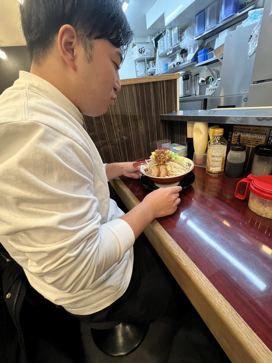 コミコン負けた‼️
らんまの知らんパンダくらいデカいやついたらそりゃ勝てませんわ。

デカいニキビできてたし。

ただここ2日間のタツ坊には心を動かされました‼️しんくんも激重シングル2連戦お疲れ様‼️

これはまさに
#UWFgakuproにご期待ください