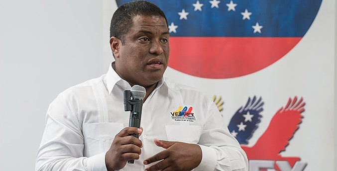 AHORA <a href="/JoseColinaP/">Jose Antonio Colina</a>, militar retirado de las Fuerza Armadas Nacional Venezolana, en #CorresponsalesenLínea <a href="/CenLinea/">CorresponsalesOk</a> por laoncediez.buenosaires.gob.ar