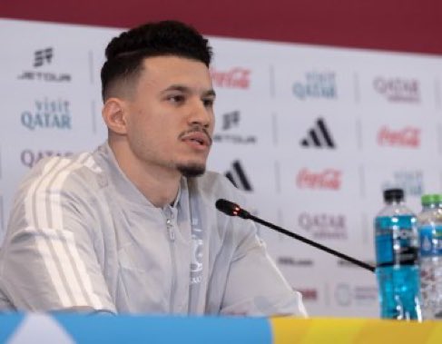 🚨🚨🎙️ | عبدالله الحمدان : 

سعيد جداً بالنظام الجديد و هو إذا أُصيب لاعب يغادر لمدة دقيقتين؛ هذا ما نريده.. لعب بشكل سريع و رتم عالي 🔥🔥🔥🔥🔥