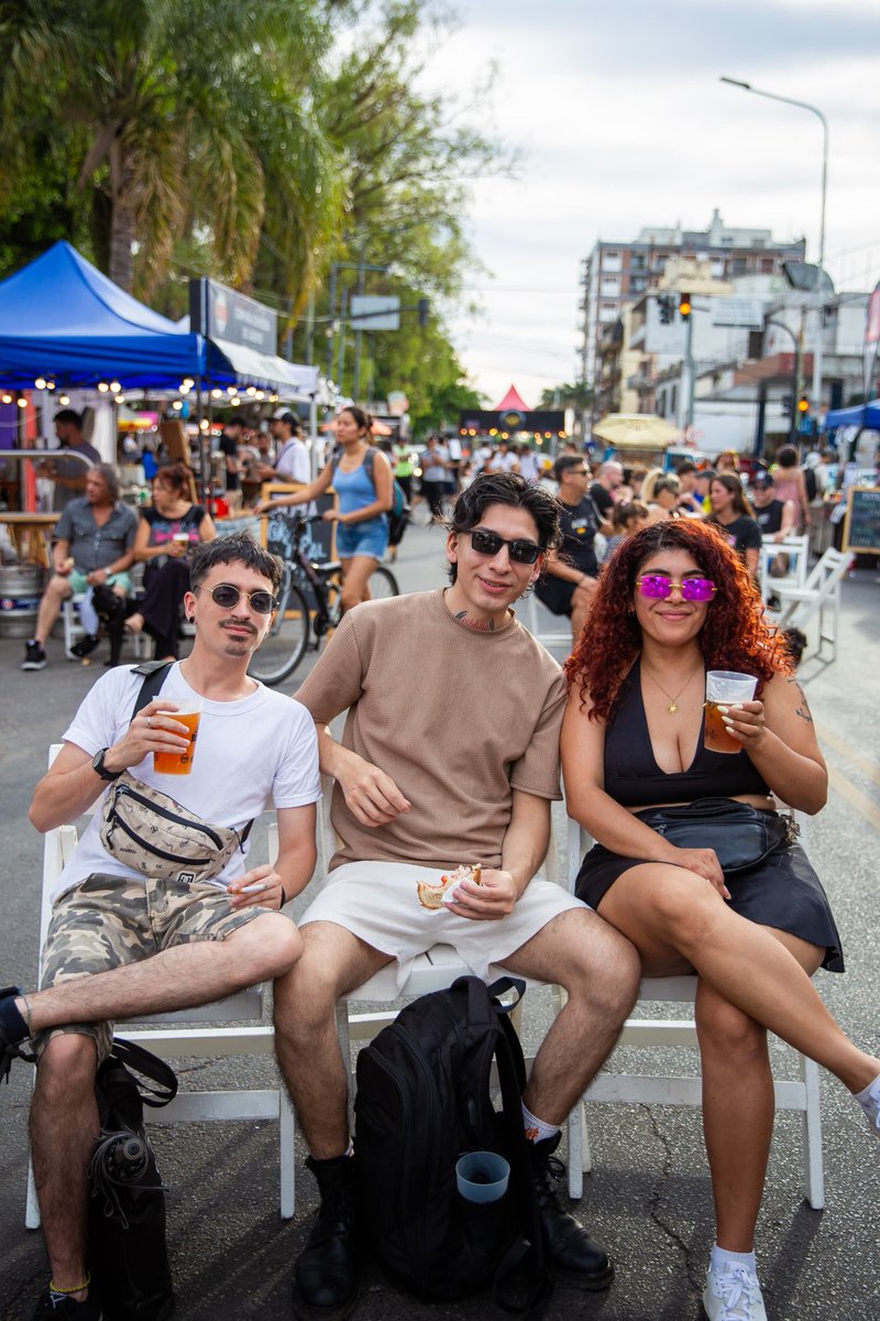 Municipalidad3F's tweet image. El finde XXL arrancó con todo en la Fiesta de la Birra y Celebra Latinoamérica, y hoy domingo 7 volvemos con más:

🍺Última Fiesta de la Birra del año (Av. América y Ameghino, #SáenzPeña) de 12 a 01 h

🚗 Aniversario del Museo del Fitito (Murias y Alberdi, #Caseros) de 15 a 19 h