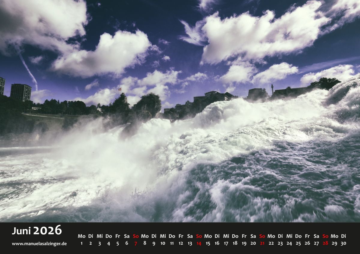 Im Juni lohnt sich das große Format des Kalenders, vielleicht schafft Ihr es damit ja zu unterscheiden, wo die Wolken aufhören und der Rheinfall anfängt.

manuelasalzinger.de/shop