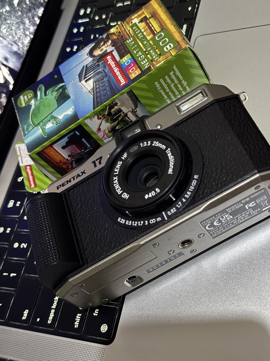 HoshiNoFilm's tweet image. LAST ROLL for the year 2025 ☺️

I think I’m going back full manual next year ☺️ Burned a LOT of rolls (and money💸) this year ☺️