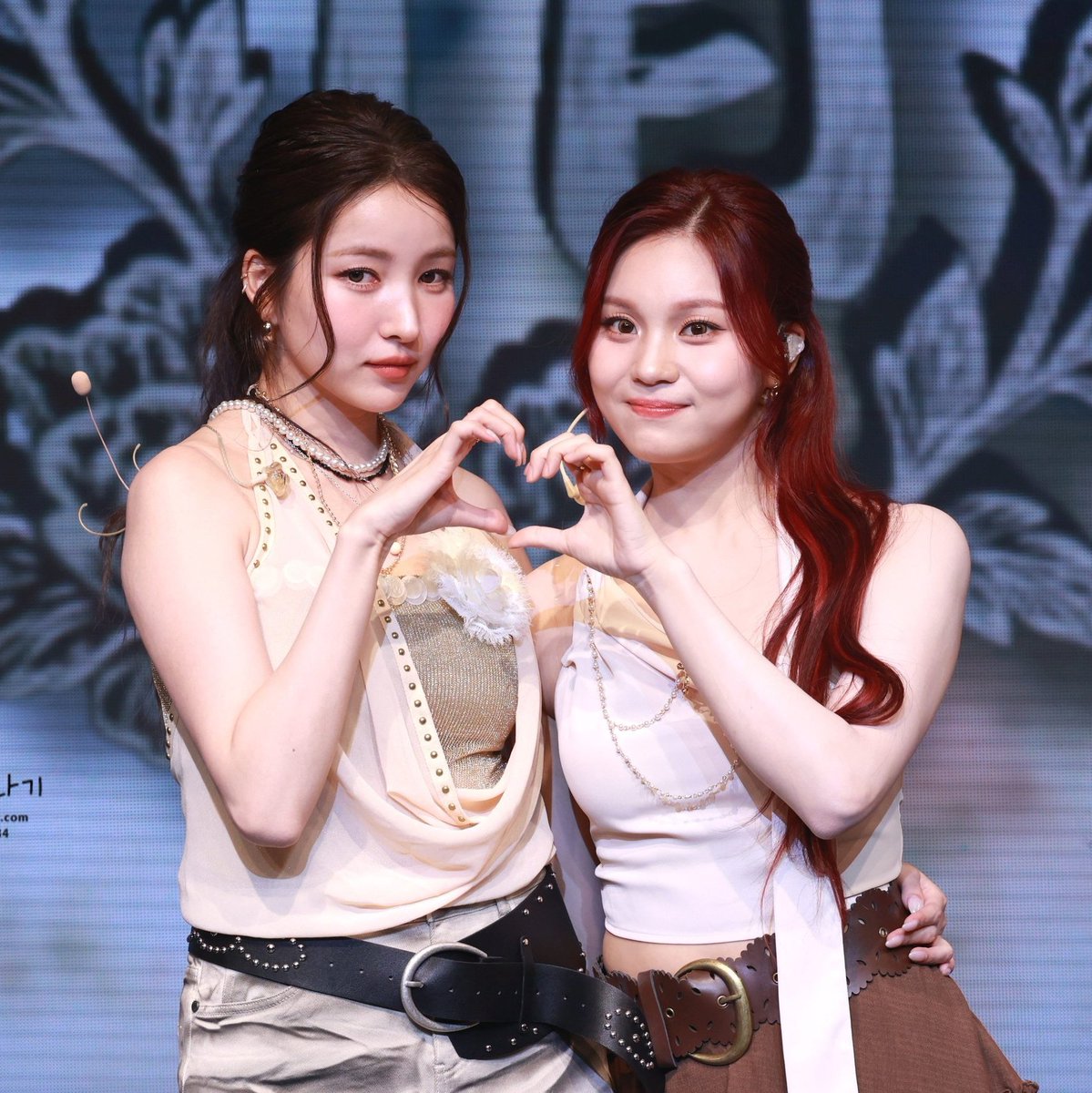 eunhalilac_'s tweet image. umji really looks like gfriend vibe (innocent precious) whenever she's with sowon yerin yuju