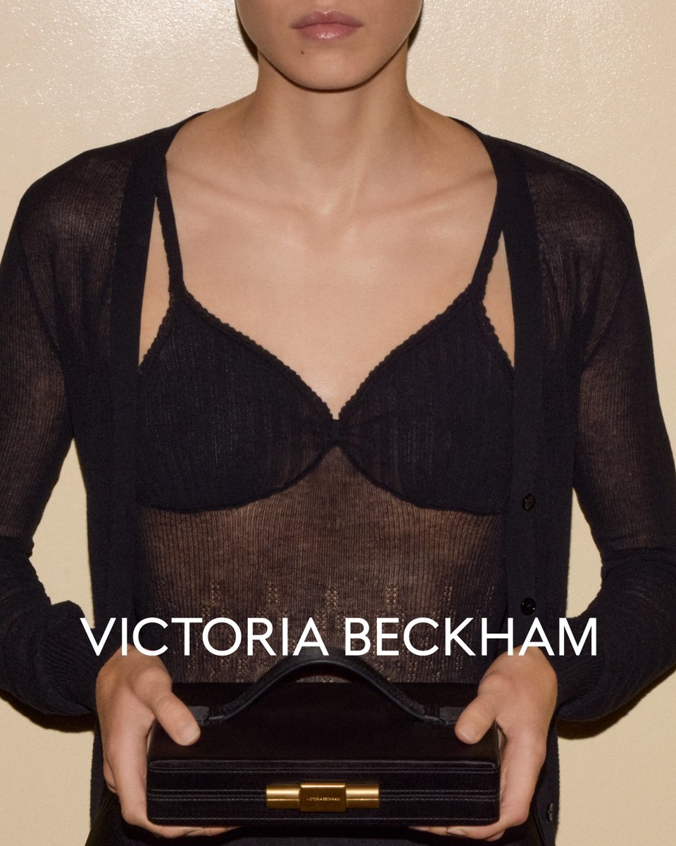 victoriabeckham's tweet image. Rewrite the codes of evening dressing. 

Shop the Box Clutch in black leather &amp;gt;&amp;gt; victoriabeckham.visitlink.me/QS30i5

#VBHoliday