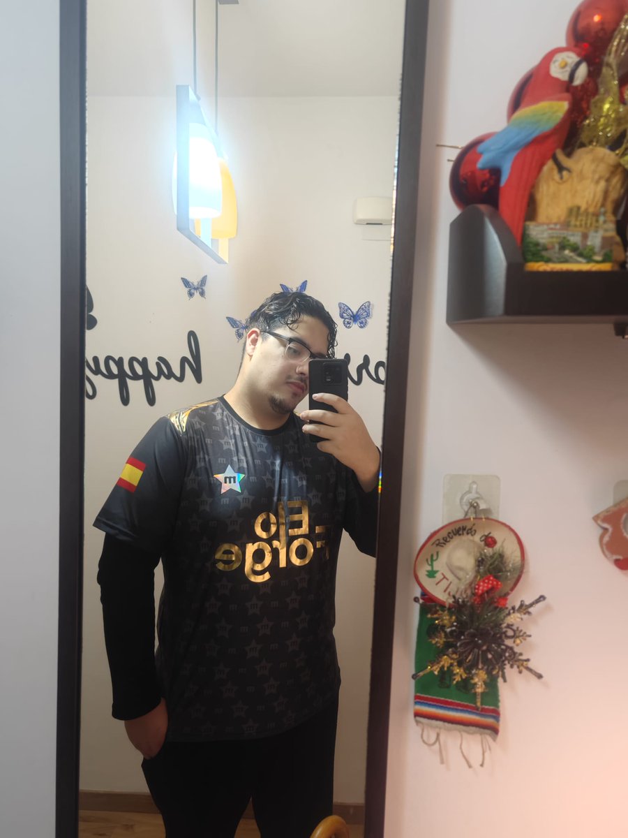 HD4lbert's tweet image. Hoy toca stream elegante con la camiseta para buffar los LP's de la academia @TeamMajoris 
Start: Esmeralda IV 🟩
Meta de hoy: Diamante IV 🔷
Estamon ON 🔴TTV / hd4lbert 🔴