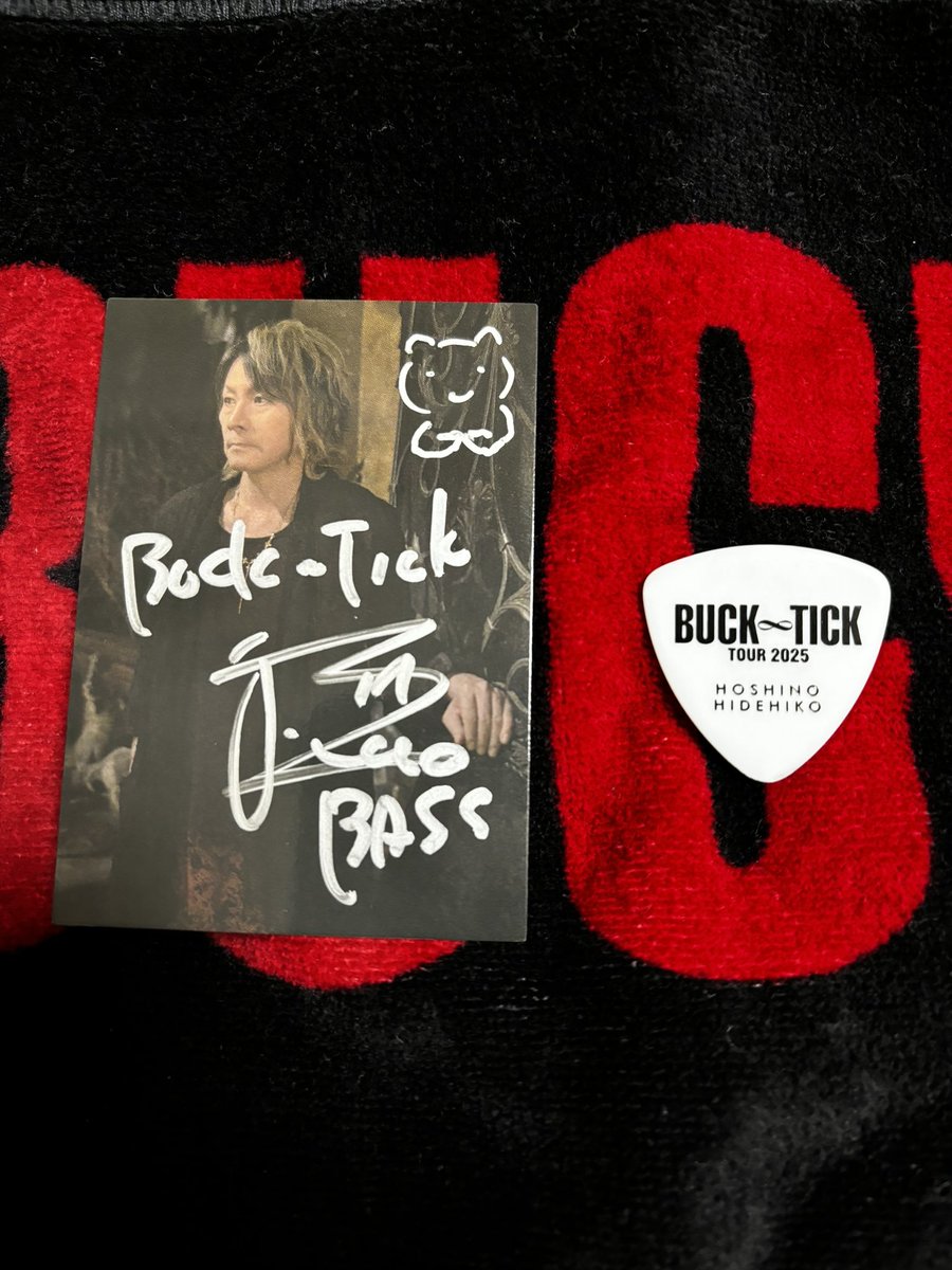 BUCK♾️TICK@高松終了。俺はヒデのピックをゲット。同行者はユータの