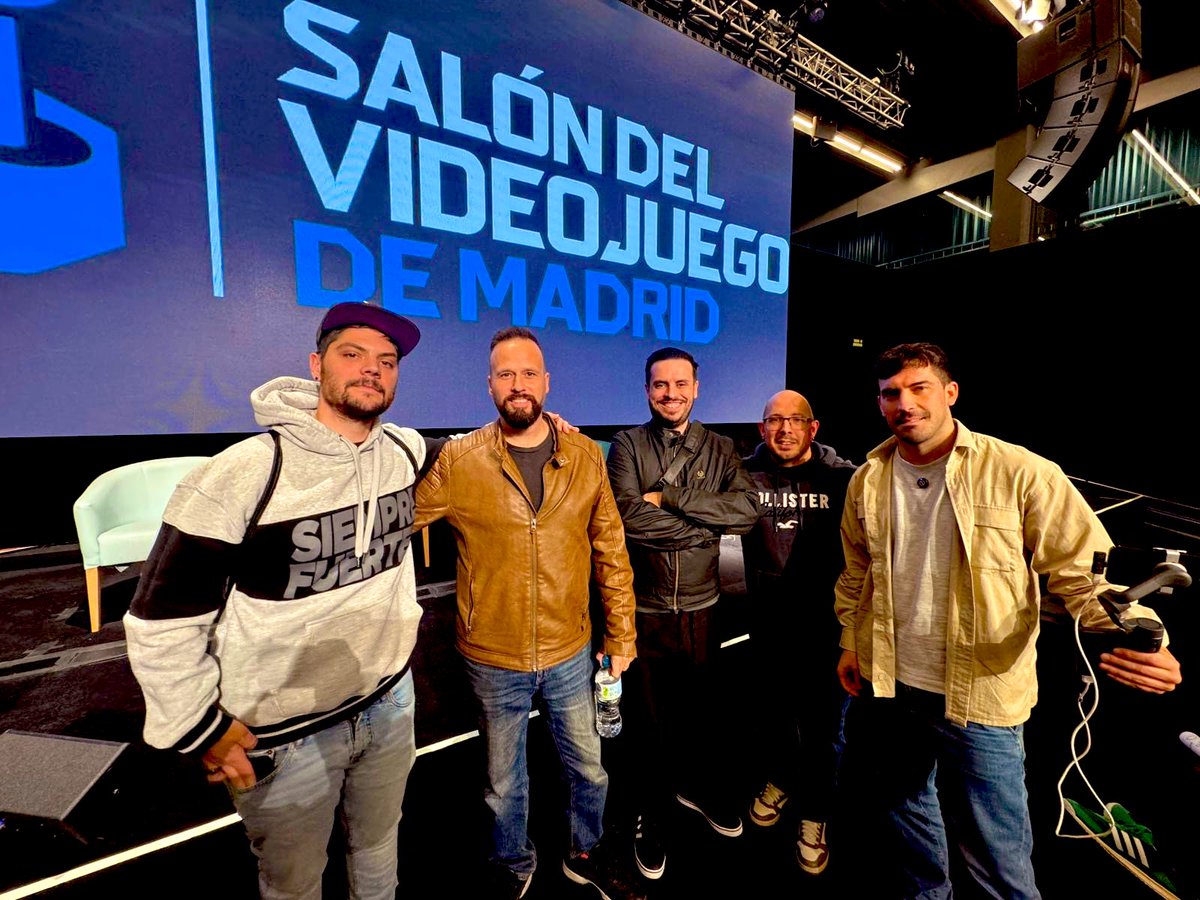 Gracias ❤️

<a href="/salonvideojuego/">Salón del Videojuego</a> 
<a href="/CreativoenJapon/">David Boscá</a> 
<a href="/GolyGGP/">Goly</a> 
<a href="/metricar_twitch/">Metricar 💎</a> 
<a href="/Aliens_Garage/">Aliens in the Garage</a>