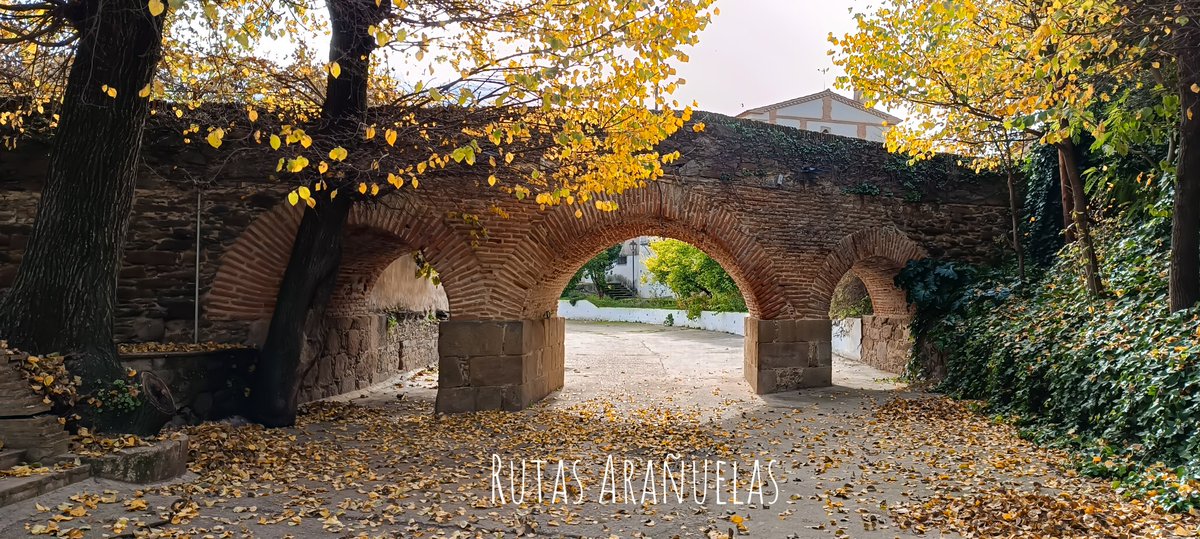 RutasAranuelas's tweet photo. Puentes escondidos del Campo Arañuelo.

La Puente, Alcañizo, siglo XVIII. https://t.co/vRfYeeTJF0