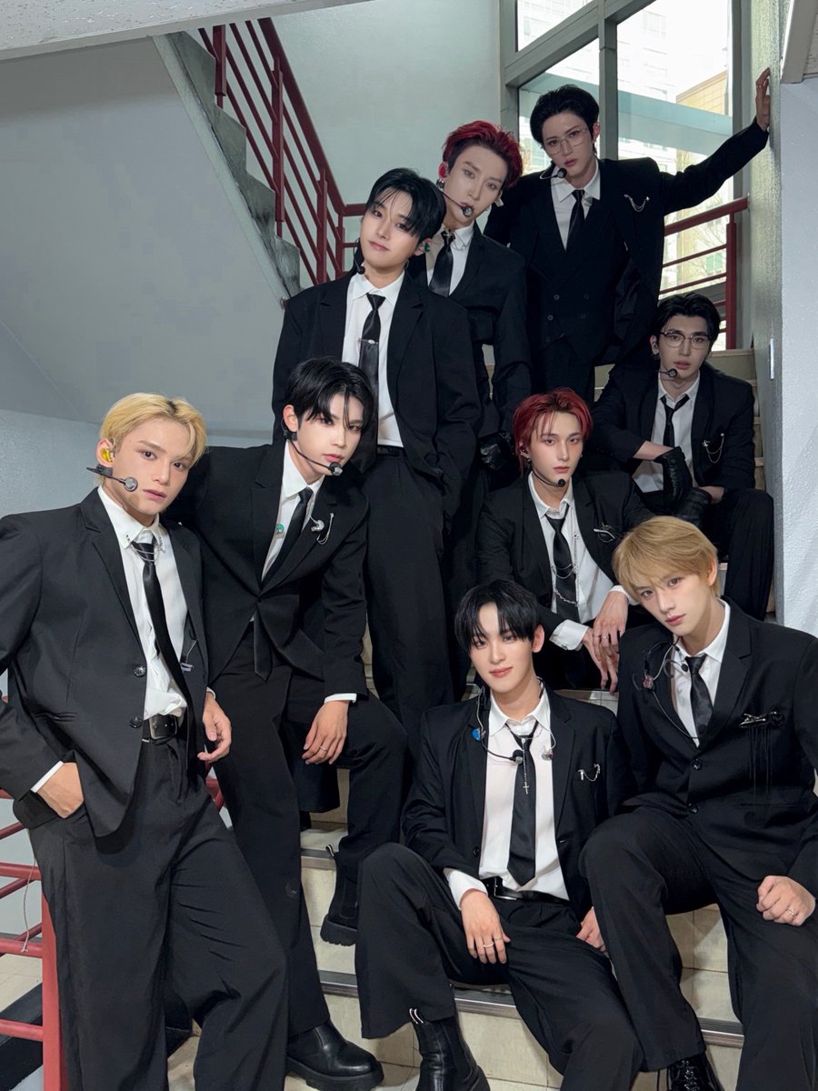 [📸] 

-251207 인기가요

#XODIAC #소디엑 
#XODIAC_Alibi 
#Alibi #알리바이