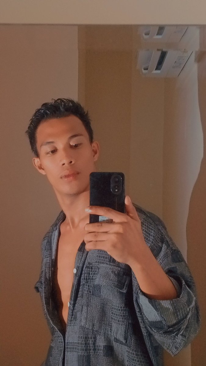 $weet_ẞüt_Priçey tweet media