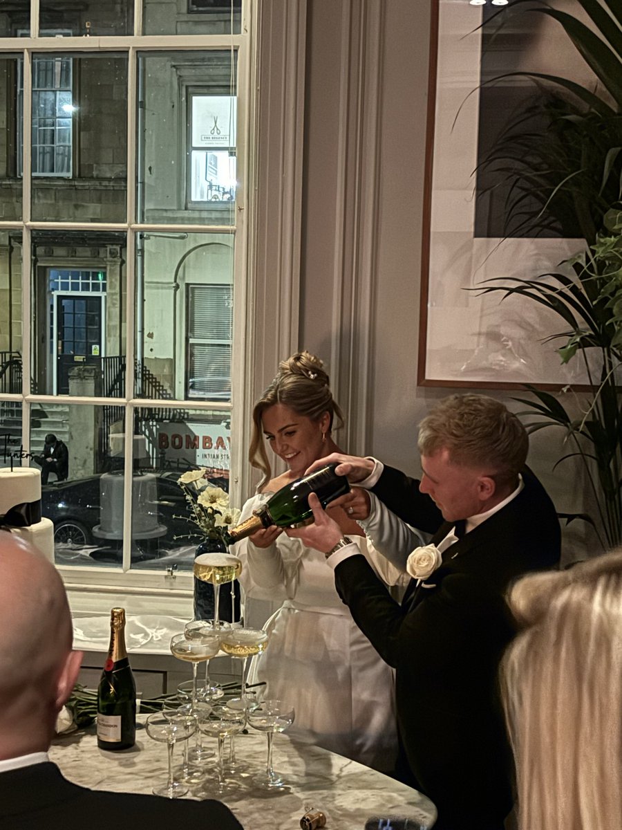 Mark Hunter tweet media