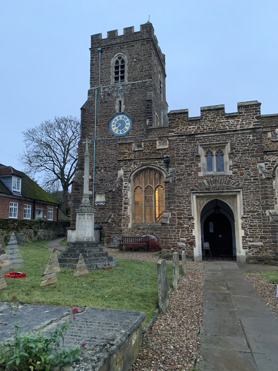 MiddlebrookDave's tweet image. Churches of the week (7/12) - 1: good to lead communion and preach at 8am and 9:30am services at St Andrews Church, Ampthill. The church is enjoying their Christmas Tree Festival this weekend.