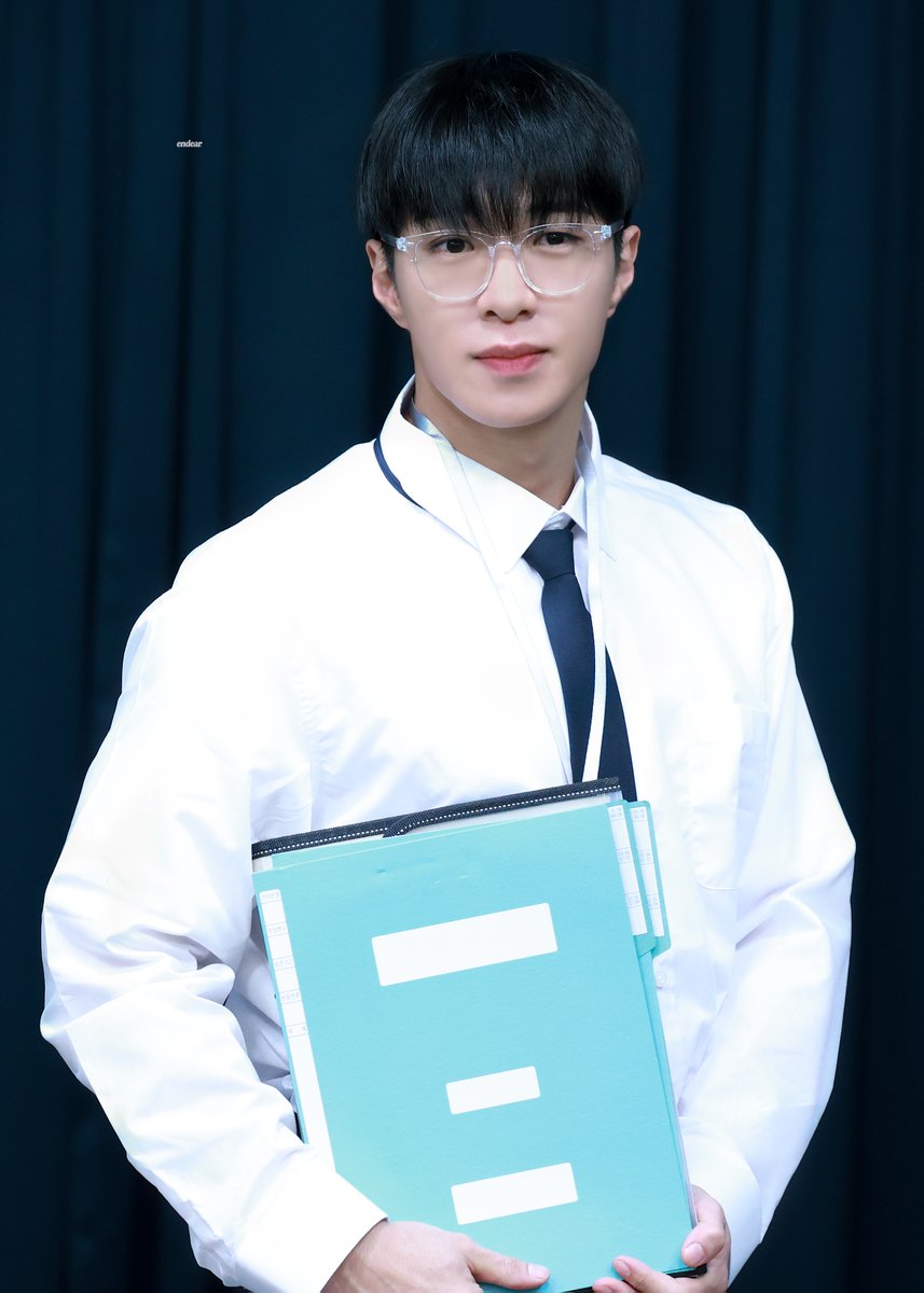 endearO123's tweet image. 251114 HQ #와이엇 #WYATT #온앤오프 #ONF Crop ver.