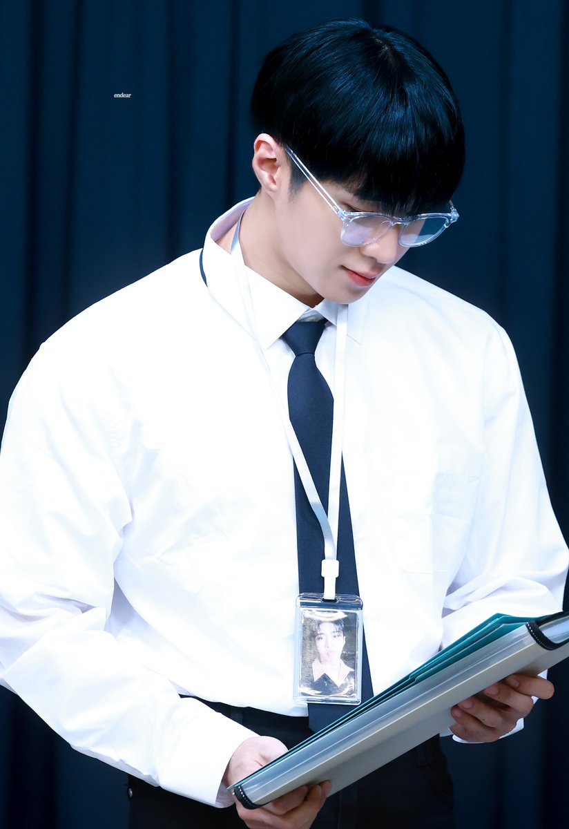 endearO123's tweet image. 251114 HQ #와이엇 #WYATT #온앤오프 #ONF Crop ver.