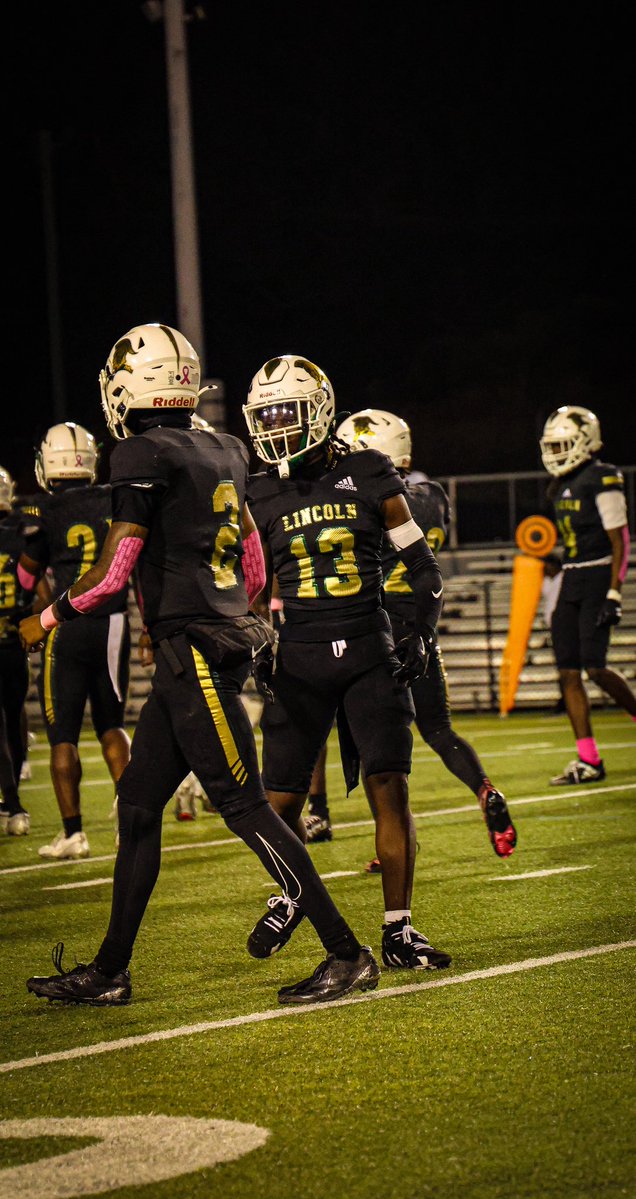 paul_jr8's tweet image. Class of 2026 still looking for a opportunity &amp;amp; a place to call home 🏡
email~&amp;gt; Pdavisjr08@gmail.com
# ~&amp;gt; 850 405 4988

hudl.com/v/2T7wHf
@CoachColzie @CoachQGray @ccash29 @CoachWeston_ @HenryBurris @CoachAndrePope @CoachAustinFB @Coach_Aurich @CoachMattB_ @nickthepick36…