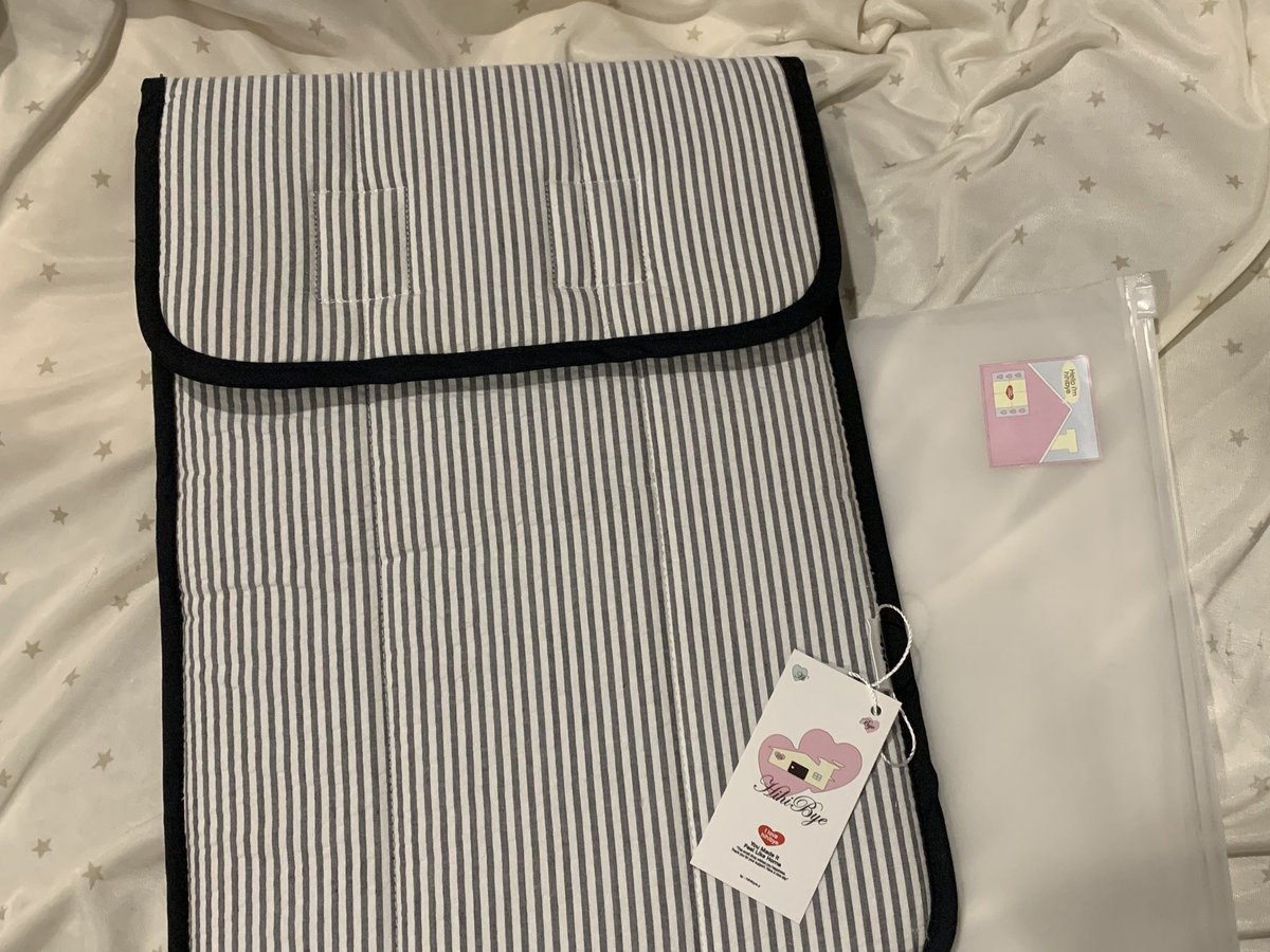 sangbleur's tweet photo. ส่งต่อ / wts 🪽

กระเป๋าใส่ ipad , macbook 15" ของ #hihibye
ใช้ไปแค่ครั้งเดียวค่ะ

300 free shipping  ( from 440 baht )
หรือนัดรับ อโศก / พระรามเก้า ค่ะ 🩶

#เคสไอแพดมือสอง #เคสไอแพด #ส่งต่อเคสไอแพด #ส่งต่อ #กระเป๋าไอแพด #กระเป๋าใส่ไอแพด https://t.co/FZVf0UjNbW