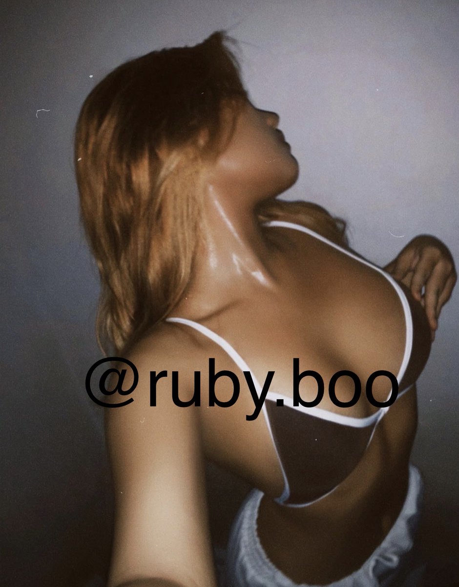 Rubyluu7's tweet photo. Cái tính thích sex với người kém tuổi quá nè 💣💣 https://t.co/rrbtBLmn0J
