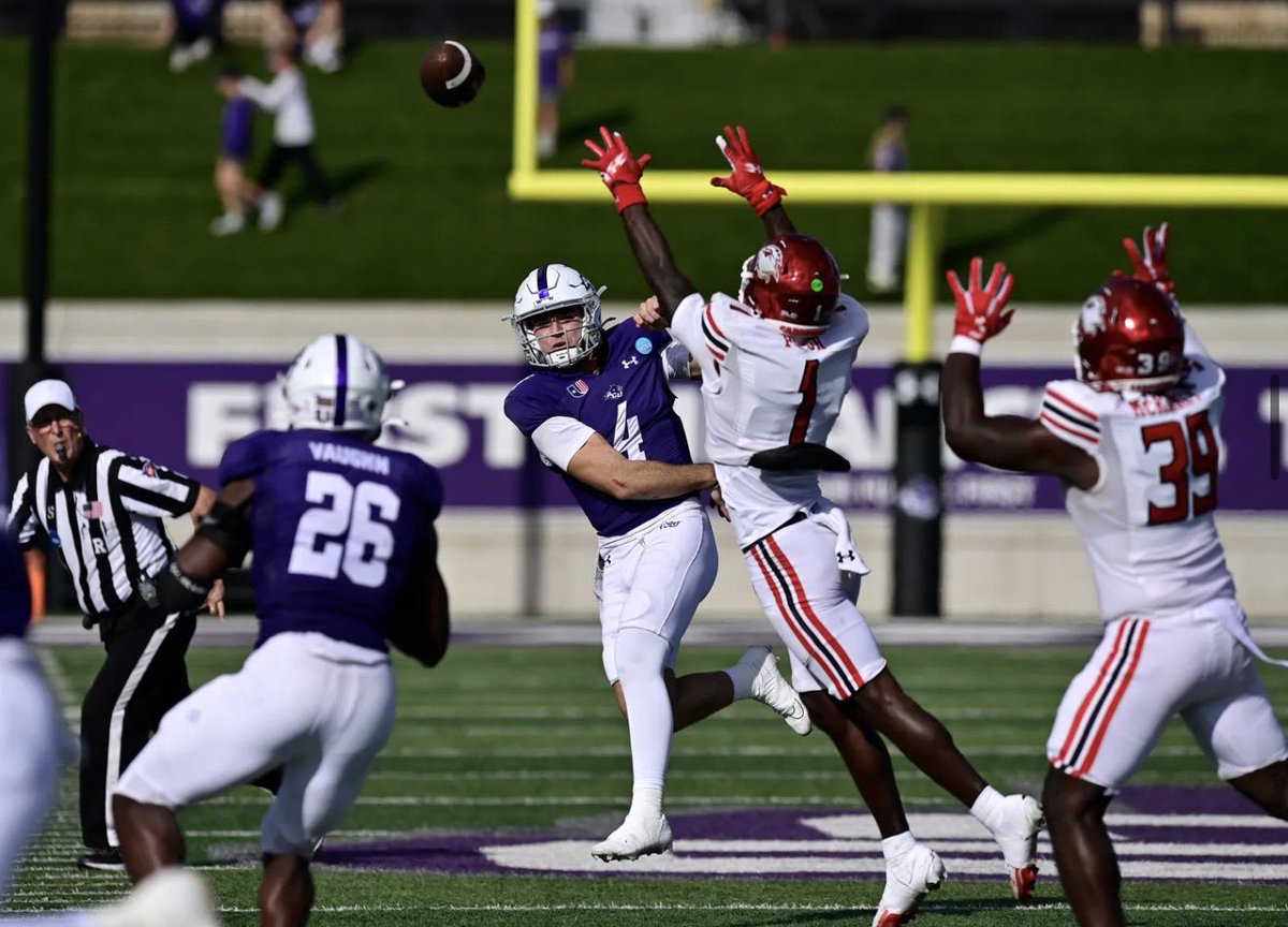 Stone Earle tweet media