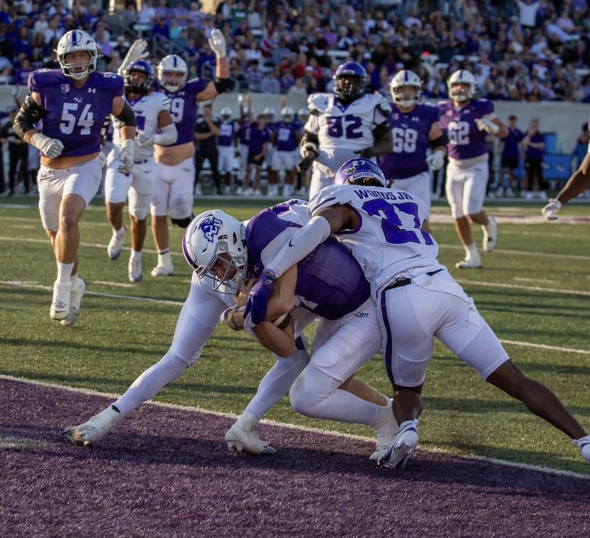 Stone Earle tweet media