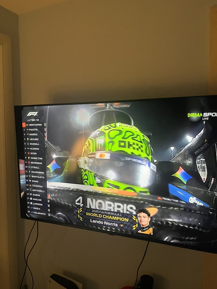 roxyvls's tweet image. LETS GOOOO