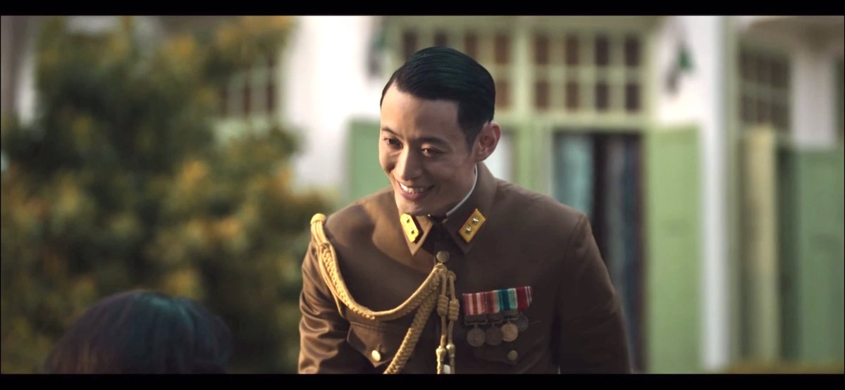 RemoteSamurai's tweet image. 侍俳優
新井敬太

ついに全世界デビュー！

Netflix映画 
『ゴールドラッシュ・ギャング』
剣術の使い手でもある、最強の敵役中村秀樹役として出演！

是非ご覧くださいね！
#新井敬太 #KeivaArai
#タイ語 #タイ #ネットフリックス #ネトフリ #ゴールドラッシュギャング #殺陣 #アクション #タイ映画