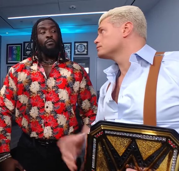 G7krXxyWUAAXsbc?format=jpg&name=small